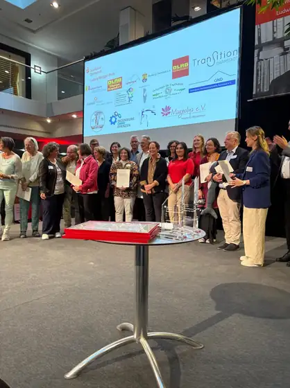 Gruppenfoto der ausgezeichneten Initiativen bei der Metzgerpreisverleihung 2025 in Darmstadt